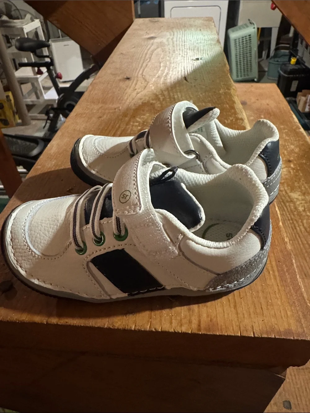 Stride Rite White, Navy & Green Toddler Hook-and-Loop Sneakers